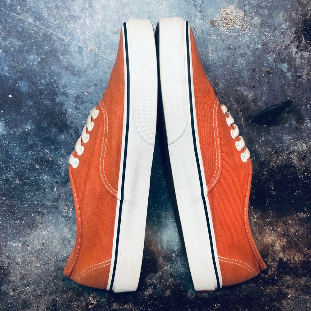 Vans Authentic Lo Pro Sneaker - Picture 7 of 8